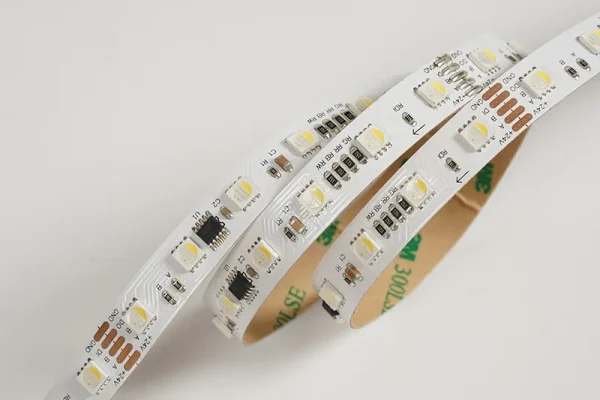 5050 4in1 60leds/m RGBW 512 24V 12MM